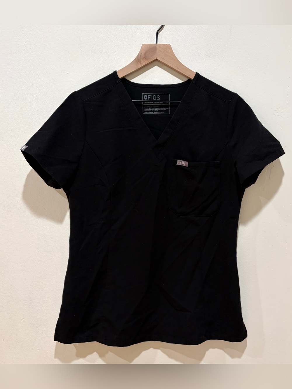 Figs Technical Collection Catarina Black Scrubs Shirt Too - Women’s Size Small